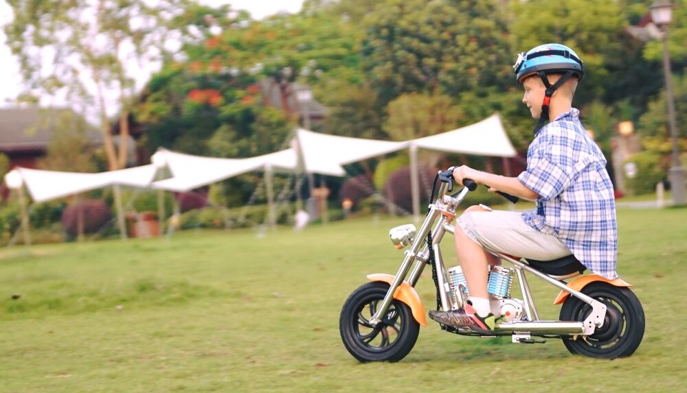 Setting Up the Perfect Kids Motorbike Riding Course at Home