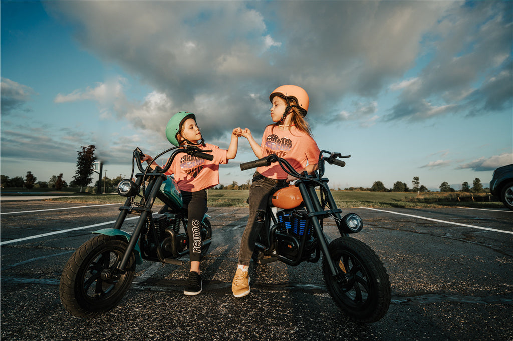 Child Development Experts Weigh the Pros and Cons of Riding Mini Chopp ...